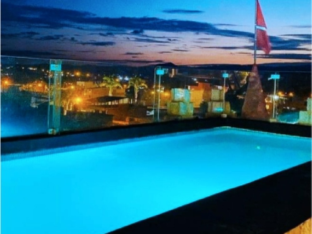 HOTEL CASTILLO 